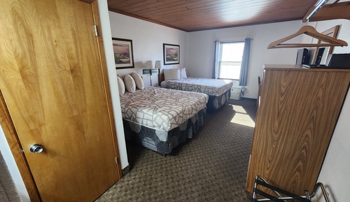 Standard-Doppelzimmer, Blick auf den Innenhof