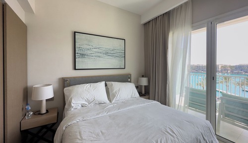 Exclusive-Apartment, Balkon, Blick auf den Jachthafen