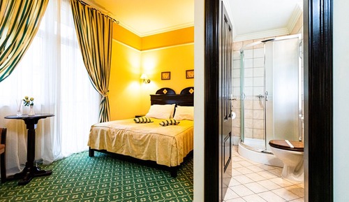 Classic-Doppel- oder -Zweibettzimmer