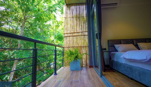 Deluxe-Doppelzimmer, 1 King-Bett, Balkon, Seeblick