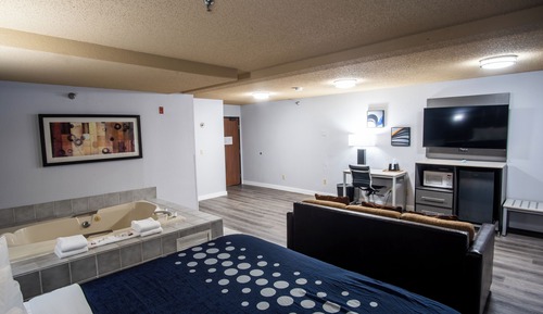 Luxury-Zimmer, 1 King-Bett, Nichtraucher, Whirlpool