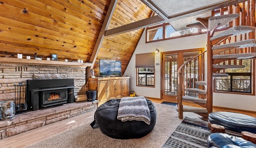 Ferienhütte, Mehrere Betten, Balkon, Bergblick (Mescalero Flagstaff)