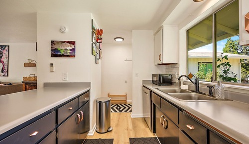 Familienhaus, Küche, Gartenblick