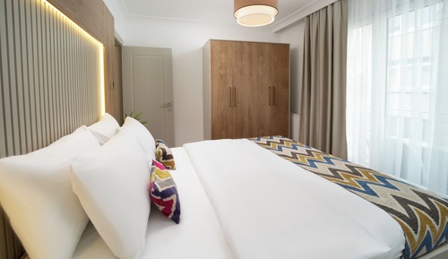 Luxury-Apartment