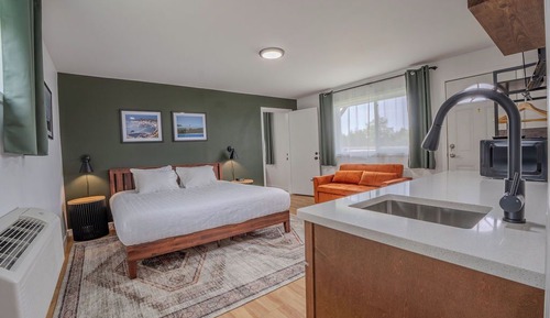 Studio, 1 King-Bett und Schlafsofa