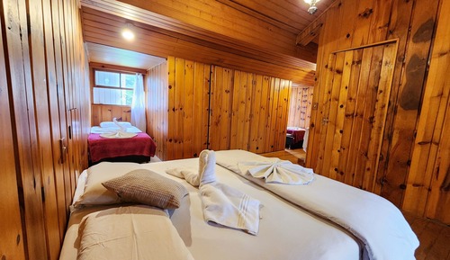 Basic-Vierbettzimmer