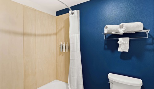 Zimmer, 2 Queen-Betten, barrierefrei, Badewanne (Mobility)