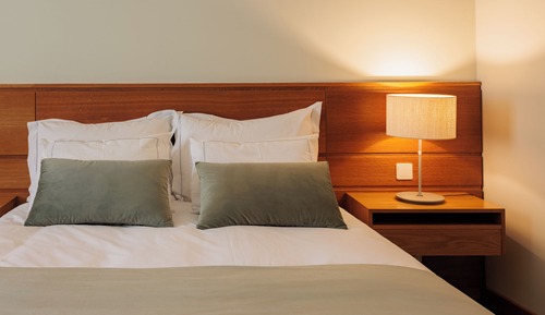 Familien-Doppel- oder -Zweibettzimmer