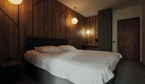 Business-Apartment, Balkon, Gartenblick