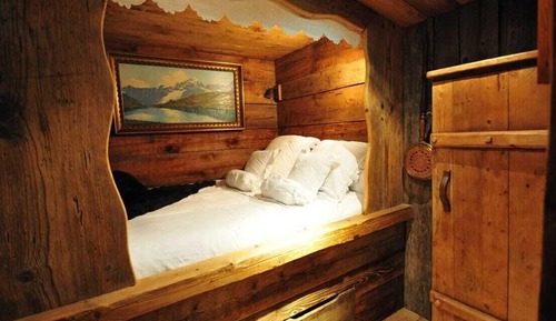 Club-Suite