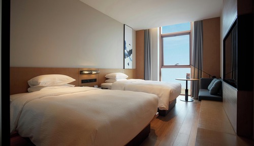 Zimmer, 2 Doppelbetten, Meerblick