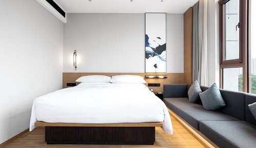 Superior-Zimmer, 1 King-Bett, Gartenblick