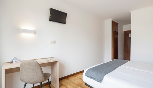 Economy-Doppel- oder -Zweibettzimmer