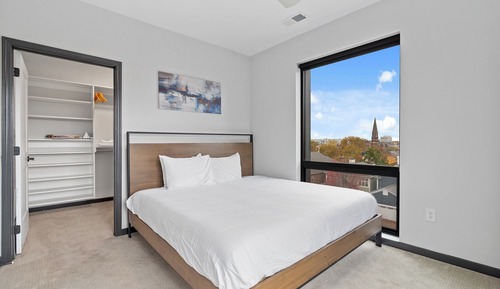 Deluxe-Apartment