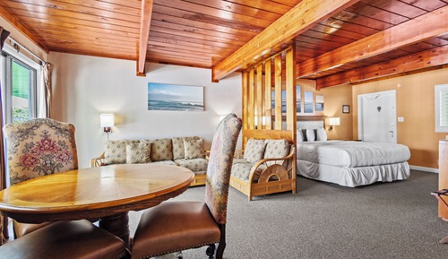 Zimmer, 1 King-Bett, Balkon, Gartenblick (Oceanfront Inn Suite #6)