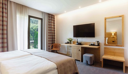 Deluxe-Doppel- oder -Zweibettzimmer, Balkon, Hügelblick