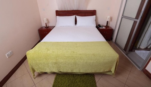 Standard-Studiosuite, Gartenblick