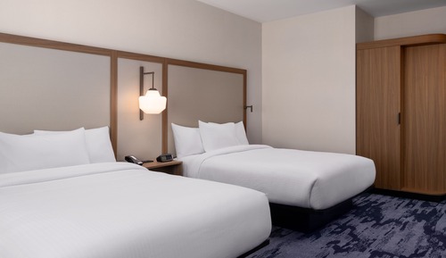 Zimmer, 2 Queen-Betten, Stadtblick (Hearing Accessible)