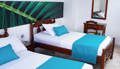 Zweibettzimmer, eigenes Bad