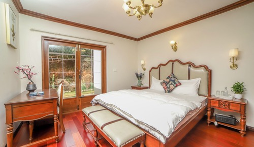 Luxury-Villa, Balkon, Bergblick