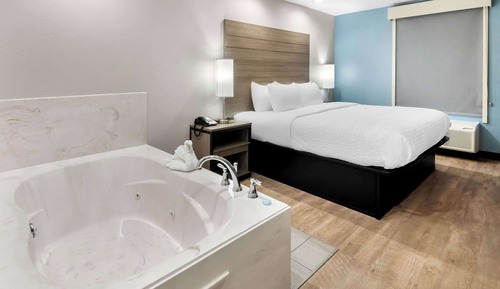 Standardzimmer, 1 King-Bett, Nichtraucher, Whirlpool