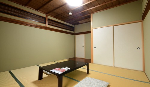 Standard-Zweibettzimmer