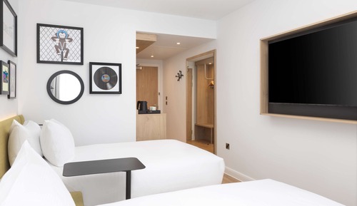 Zweibettzimmer, 2 Einzelbetten