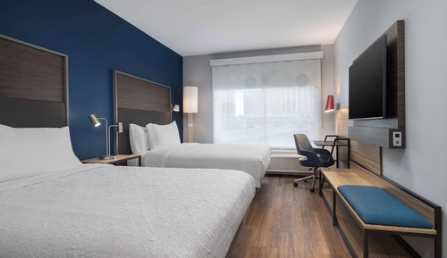 Zimmer, 2 Queen-Betten, barrierefrei (Hearing)