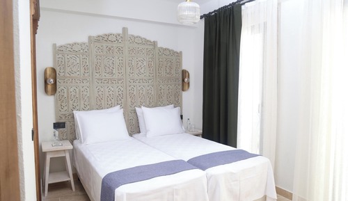 Superior-Doppel- oder -Zweibettzimmer