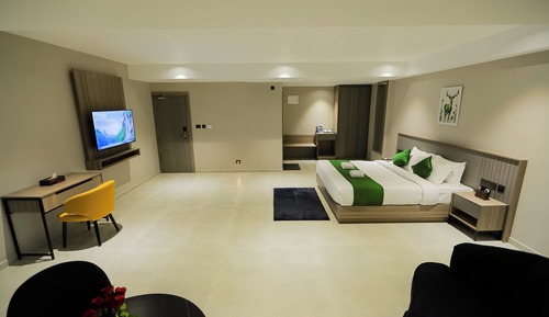 Royal-Zimmer, 1 King-Bett, Stadtblick