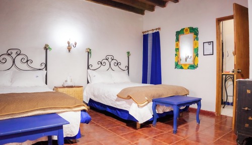 Basic Room, 2 Queen Beds, Courtyard View