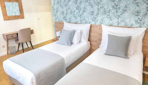 Comfort-Doppel- oder -Zweibettzimmer, Blick auf den Weinberg