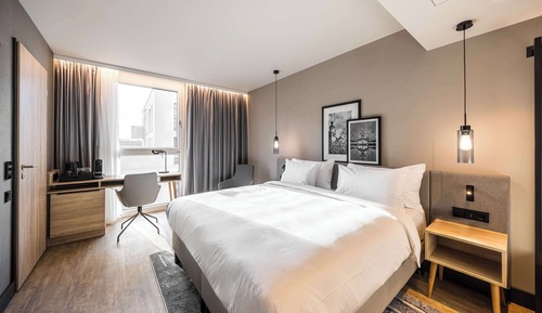 Superior-Zimmer (High Floor)