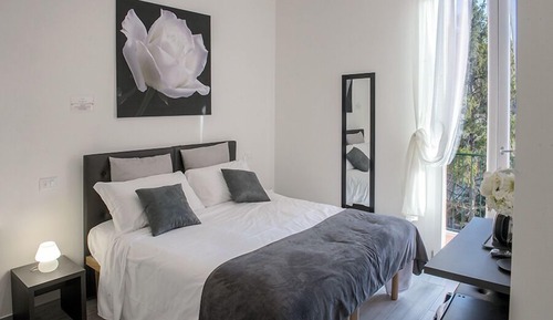 Traditional-Dreibettzimmer, Balkon, Gartenblick