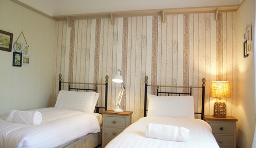 Standard-Zweibettzimmer