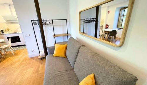 Studio, Flussblick
