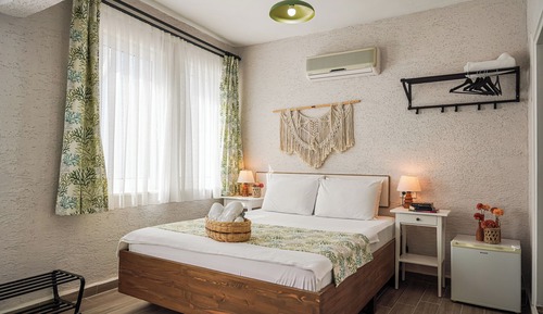 Standard-Vierbettzimmer