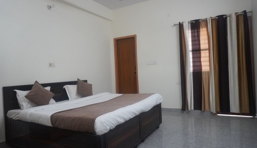 Business-Apartment
