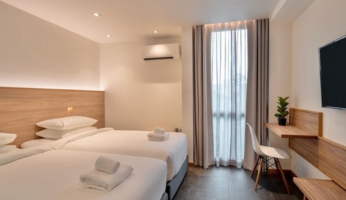 Standardzimmer, 2 Einzelbetten, eigenes Bad, Stadtblick