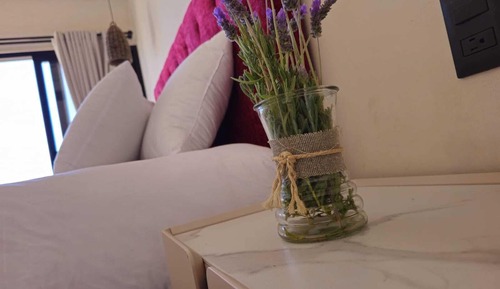 Deluxe-Studiosuite, 1 King-Bett, Meerblick, Bergseite