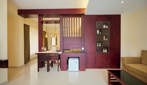 Luxury-Doppelzimmer, Balkon, Hügelblick