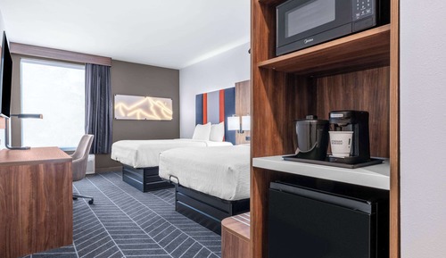 Zimmer, 2 Queen-Betten, Nichtraucher