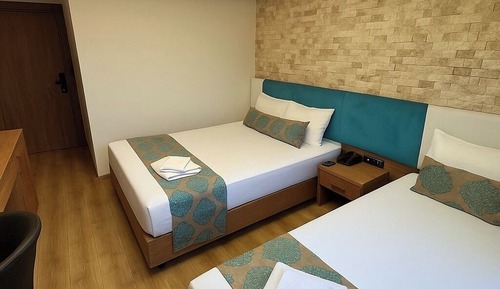 Standard-Dreibettzimmer