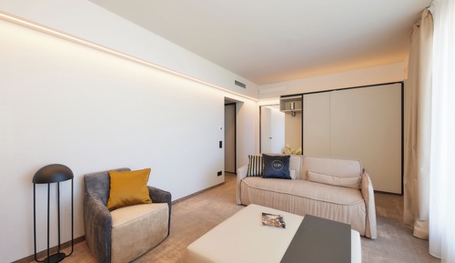 Luxury-Suite