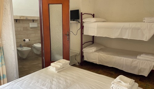 Classic-Vierbettzimmer