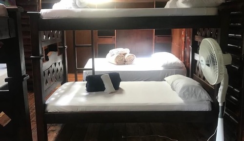 Familien-Ferienhütte, Balkon, Flussblick