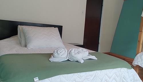 Familien-Doppel- oder -Zweibettzimmer, Terrasse, Gartenblick