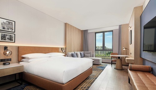 Premier-Zimmer, 1 King-Bett, Nichtraucher, Seeblick