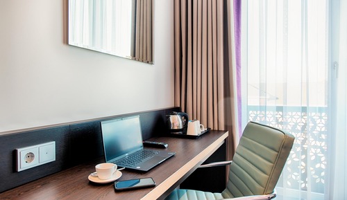 Standard-Doppel- oder -Zweibettzimmer
