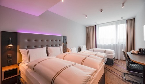 Familien-Vierbettzimmer